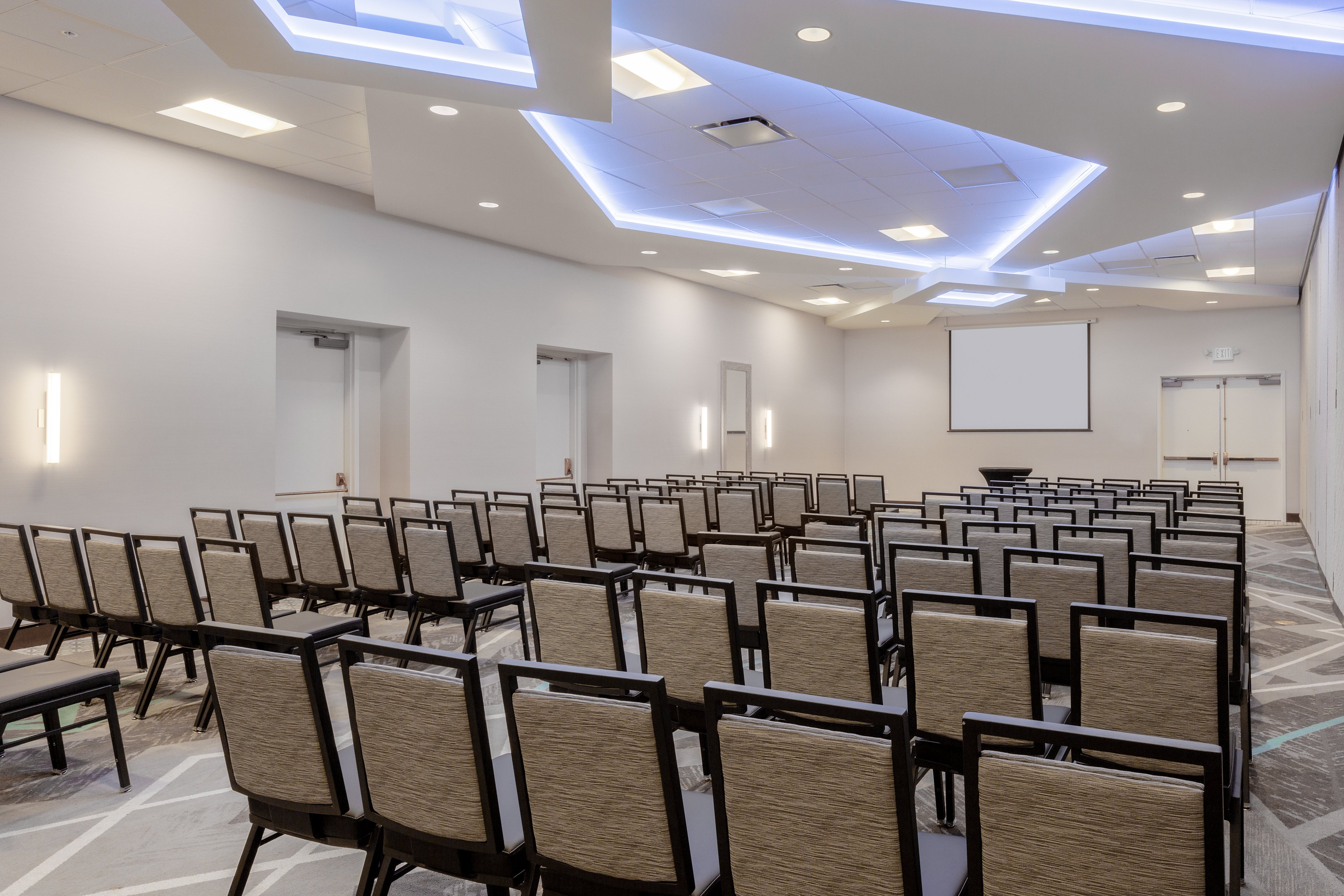 Holiday Inn La Mirada 41/54