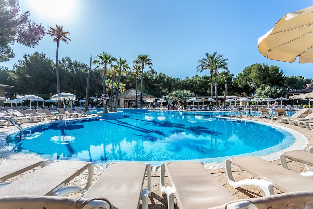 Vell Mari Hotel and Resort 37/62