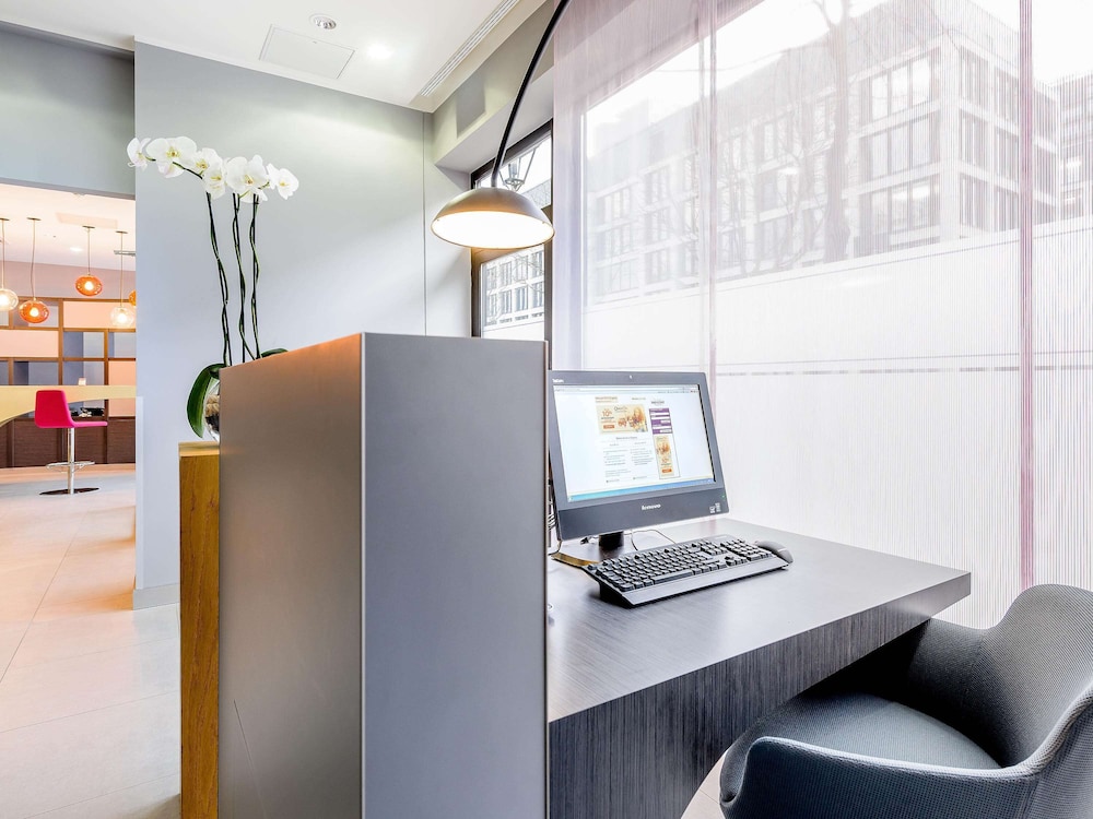 Mercure Hotel Duesseldorf Zentrum 8/63
