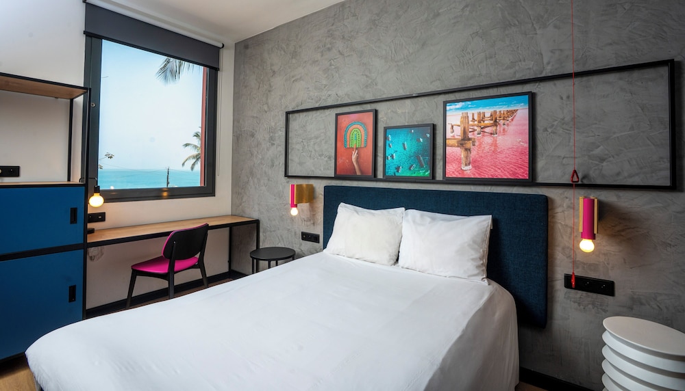 Ibis Styles Dakar 13/67