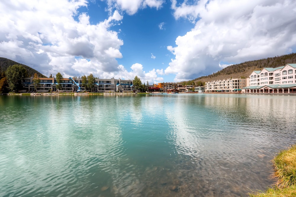 Lakeside Village 43/50