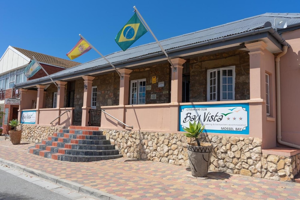 Bay Vista Guest House 1/50