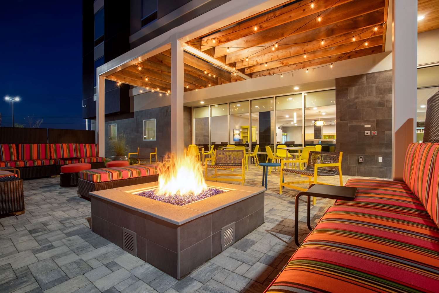 Lobby at Home2 Suites by Hilton Calhoun, CALHOUN - GA