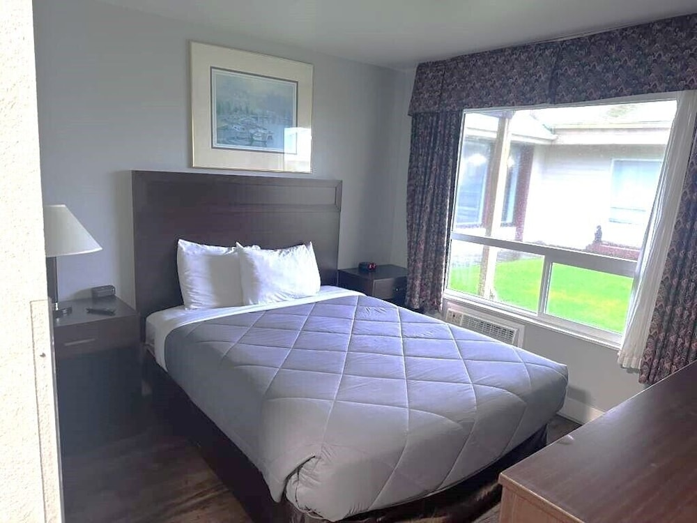 Coratel Inn and Suites By Jasper Ocean Shores 14/50