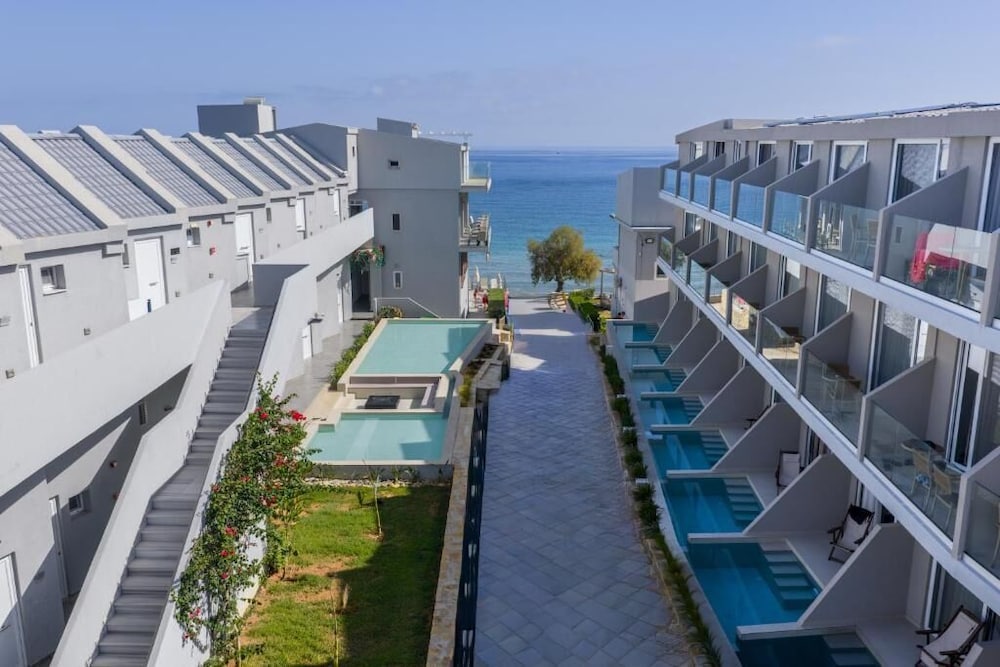 Golden Coast Suites in Zakynthos