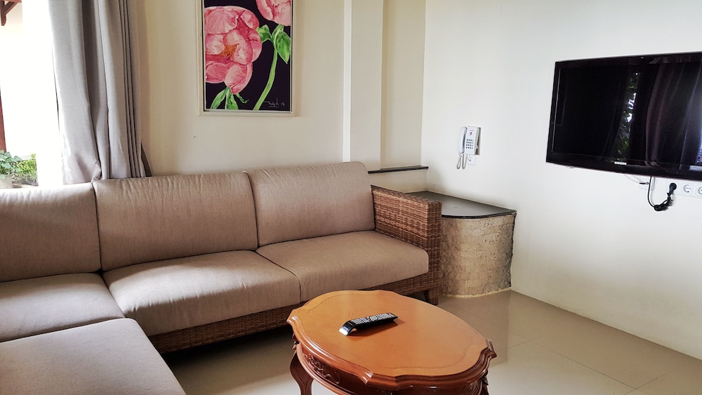 Mutiara Carita Cottages 42/72