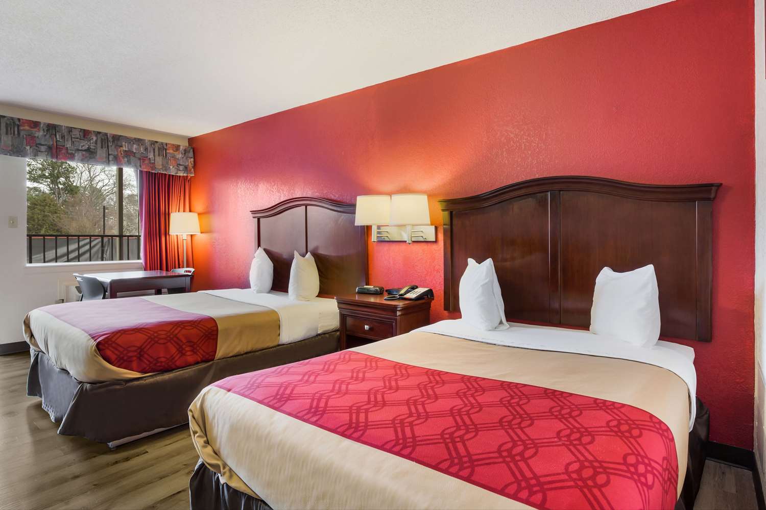 ROOM, 2 DOUBLE BEDS