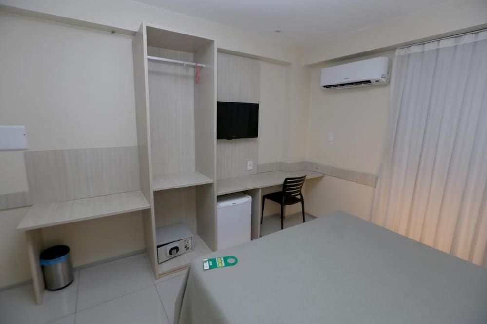 STAY INN HOTEL 46/53