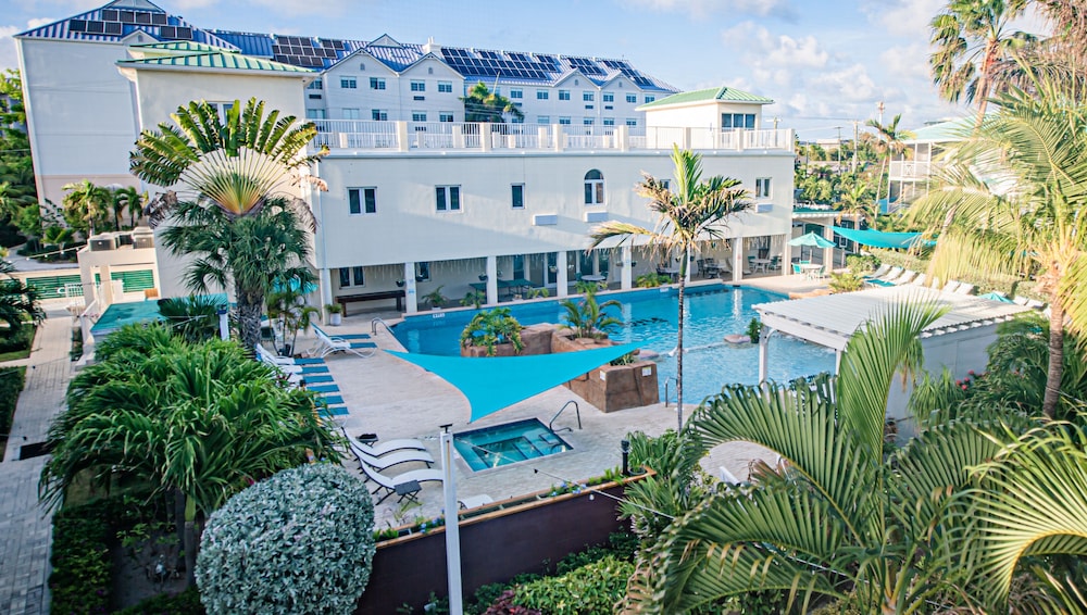 Seven Mile Beach Resort And Club 7/65
