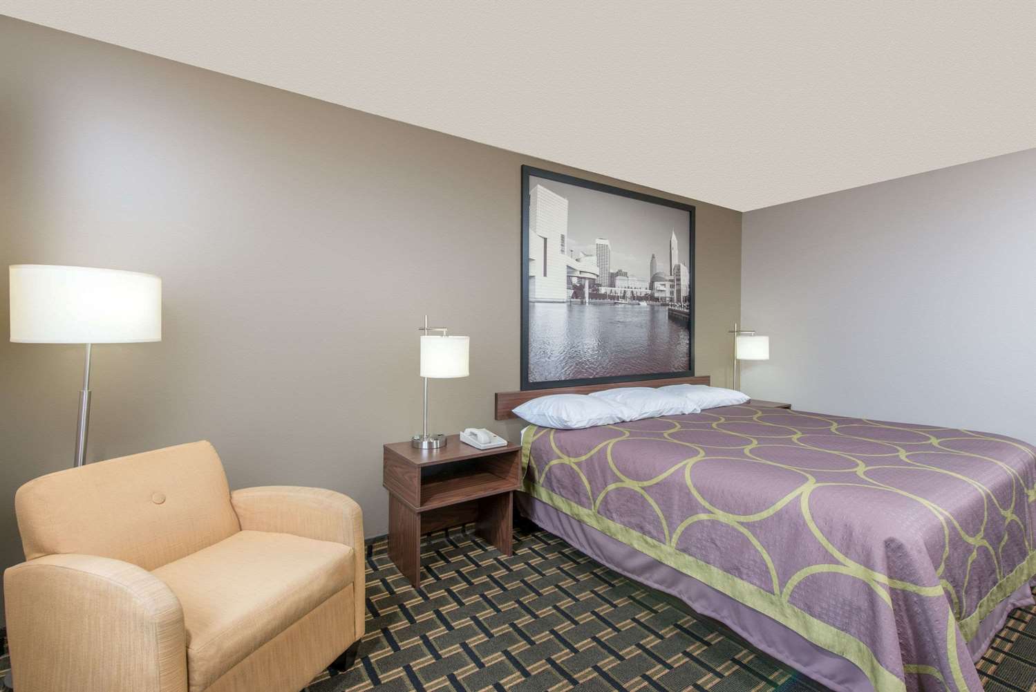 Super 8 by Wyndham Youngstown/Austintown 6/12