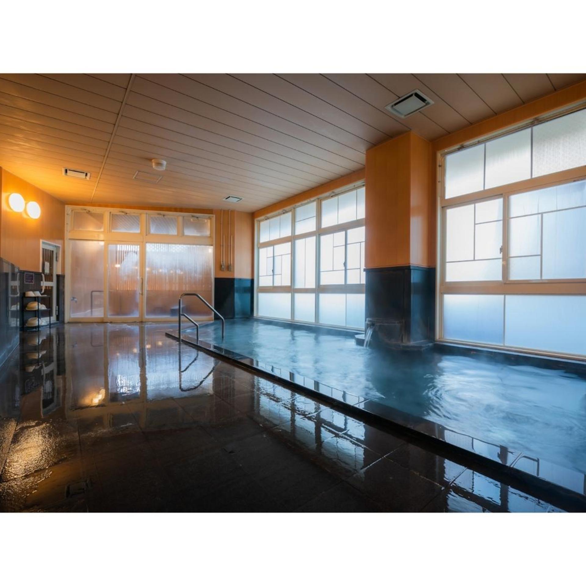 Old England Dogo Yamanote Hotel 50/50