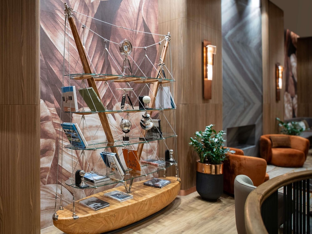 Movenpick Living Istanbul Saklivadi 42/59