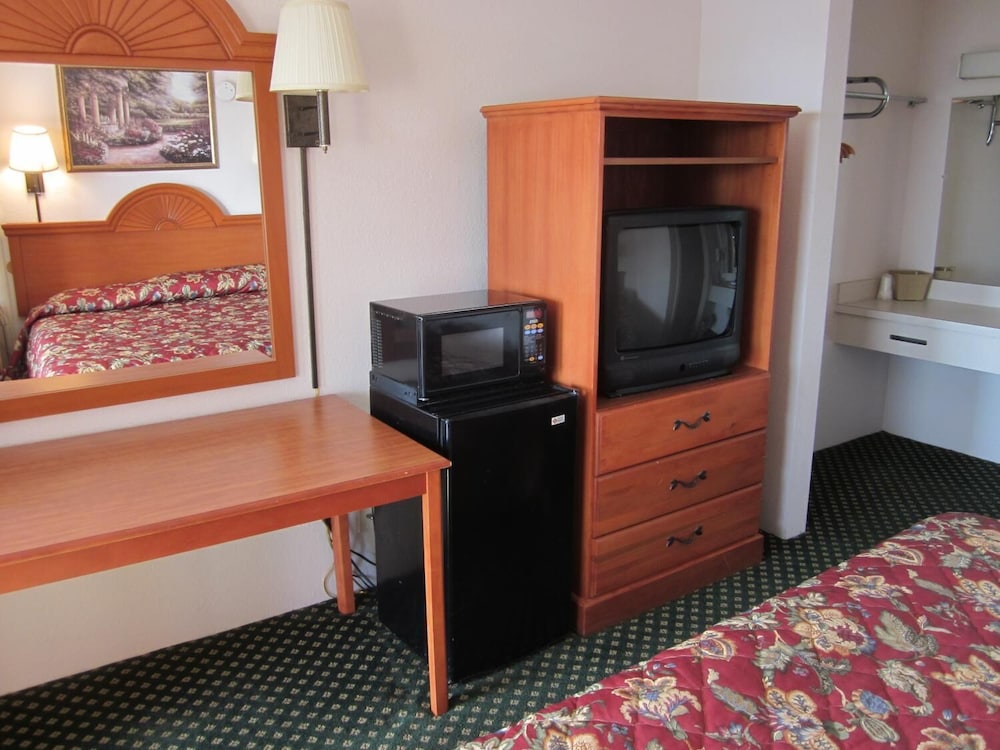 Westmont Inn - Lakeland 18/22