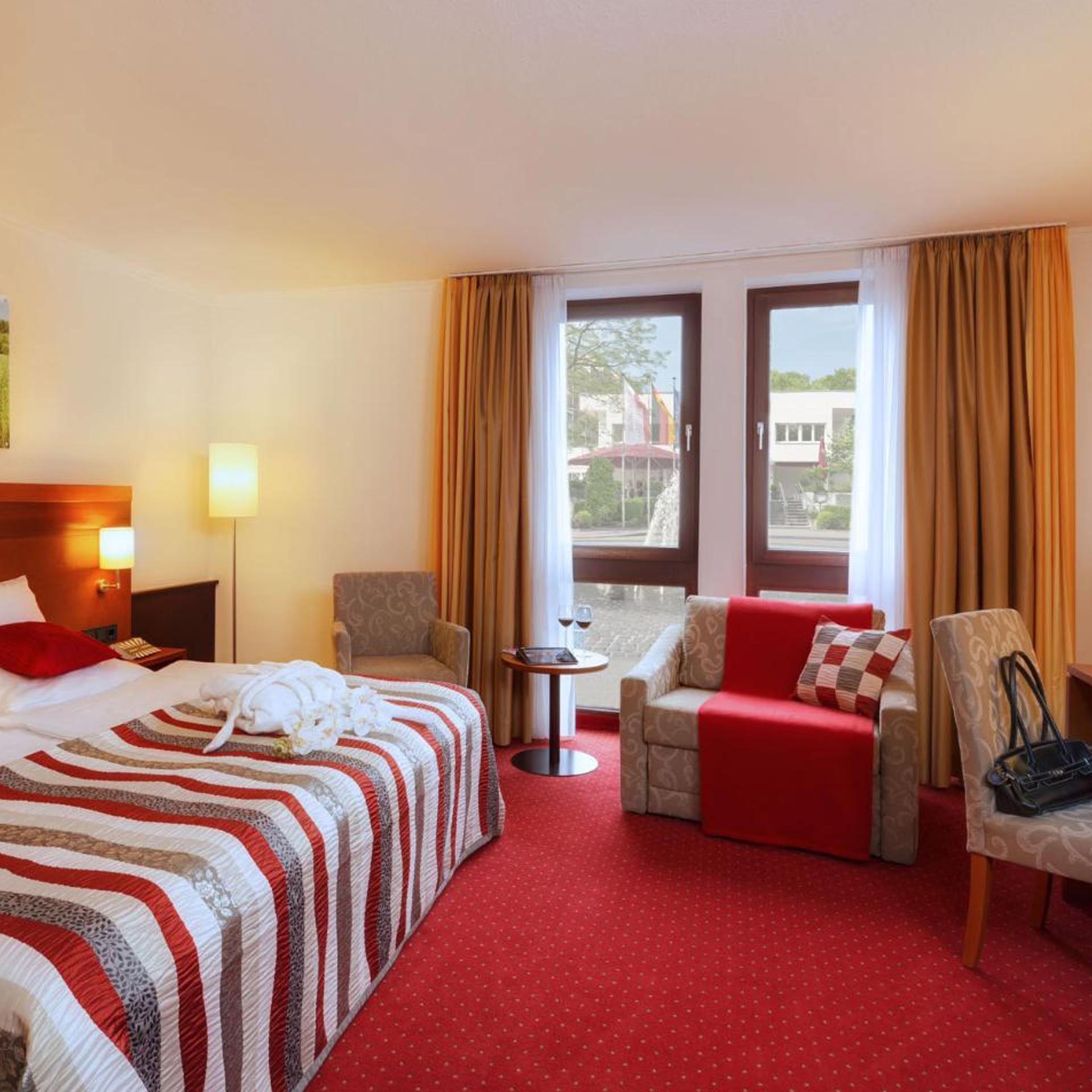 ROSENPARK LAURENSBERG HOTEL 9/45