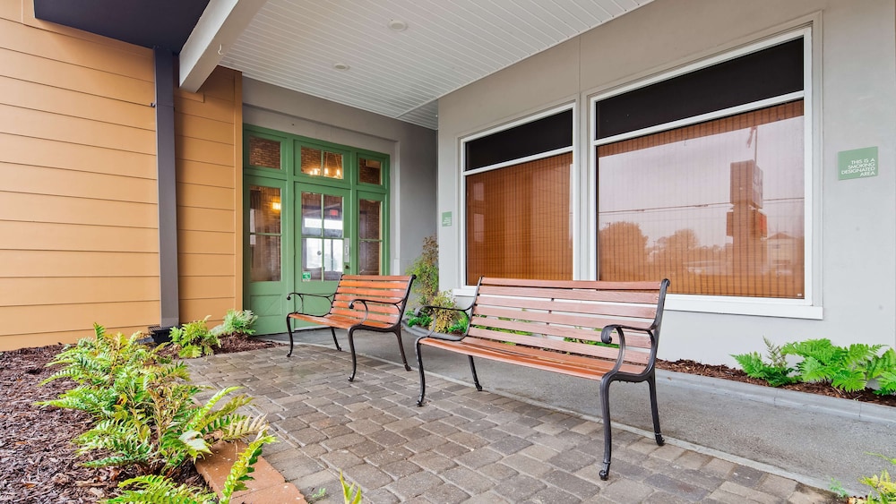 SureStay Plus by Best Western Covington 9/33
