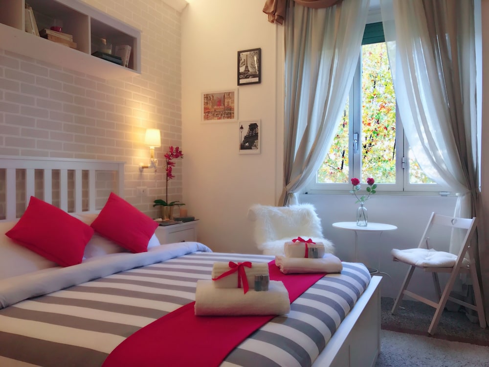 Moonlight Inn Guest House 36/50