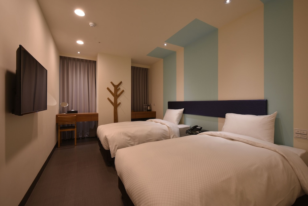 Hotel J 18/54