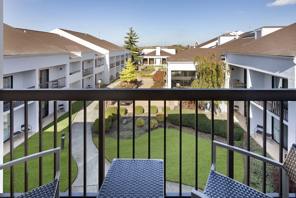 Courtyard by Marriott Southfield 3/54