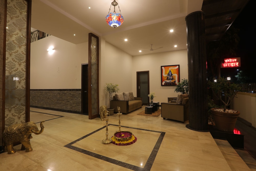 Hotel Sardar 17/20