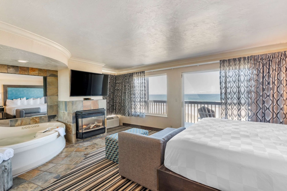 Lincoln Sands Oceanfront Resort, Ascend Hotel Collection 21/69