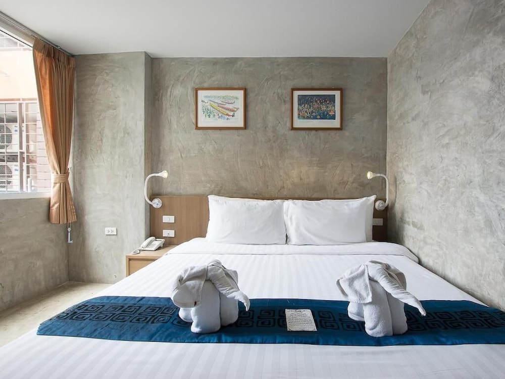 Superior, King Bed