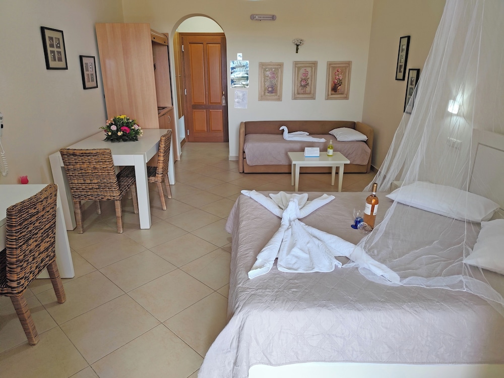 Margaritari Hotel 18/50