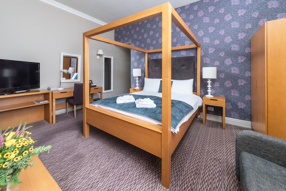 Windermere Hotel 15/60