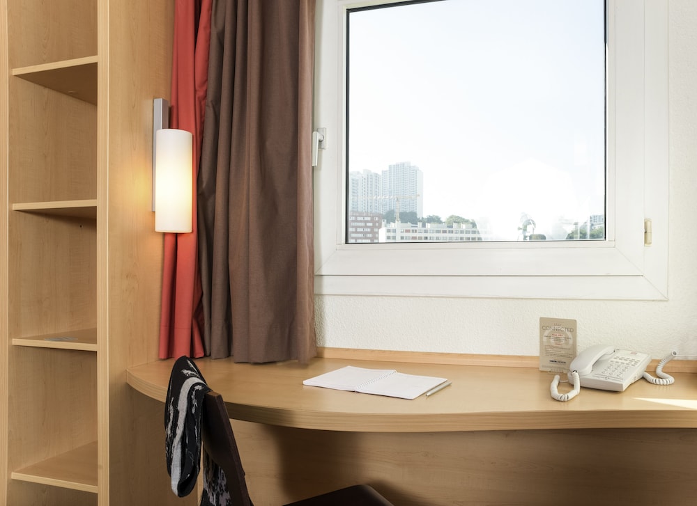 Ibis Paris Issy Les Moulineaux Val de Seine 24/72