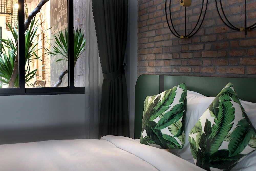 Moclan Boutique Hotel 4/52