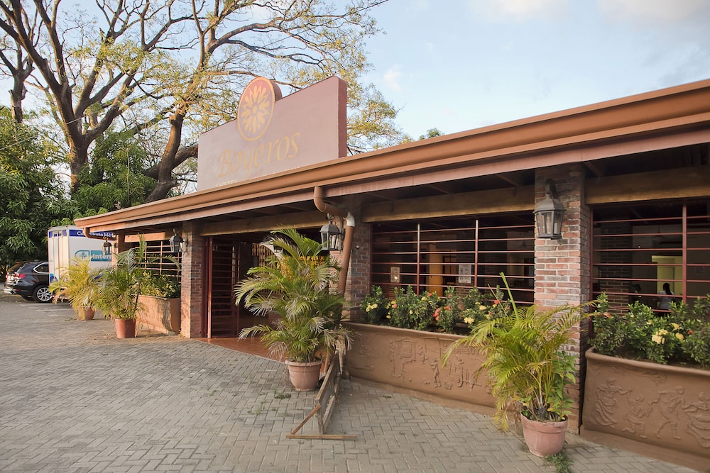 Hotel Boyeros in LIBERIA