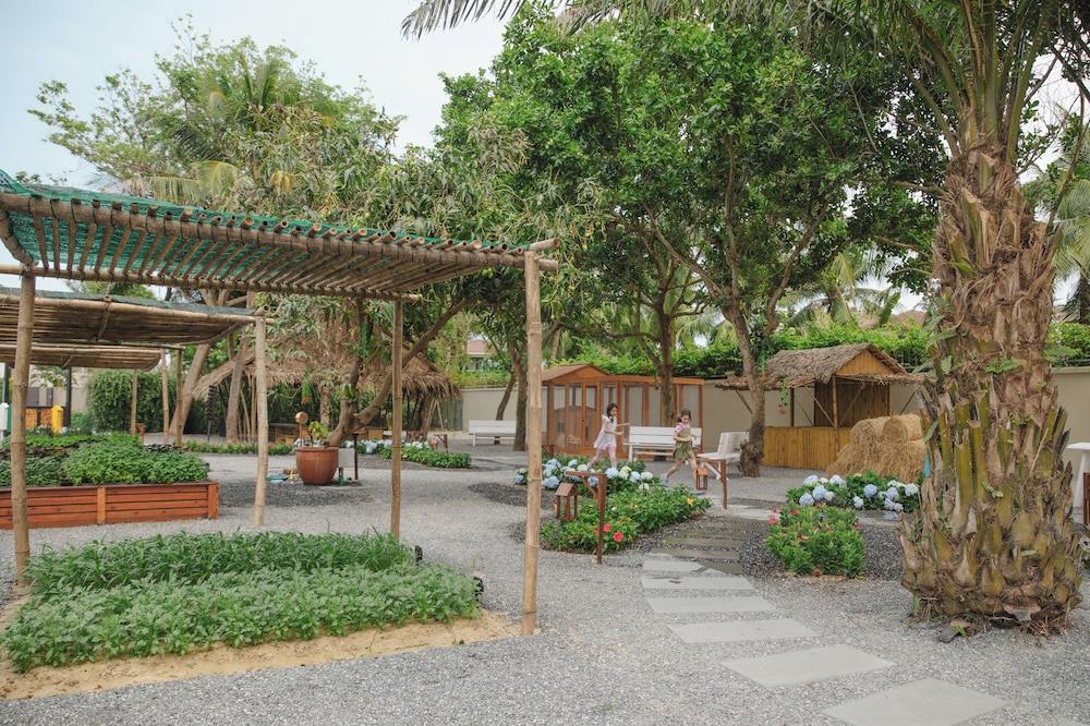 Hyatt Regency Danang Resort And Spa 64/71