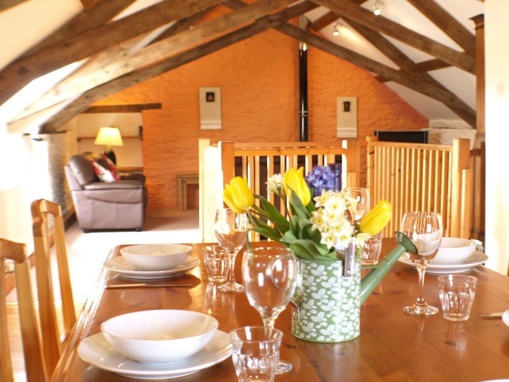Polean Farm Cottages 3/50