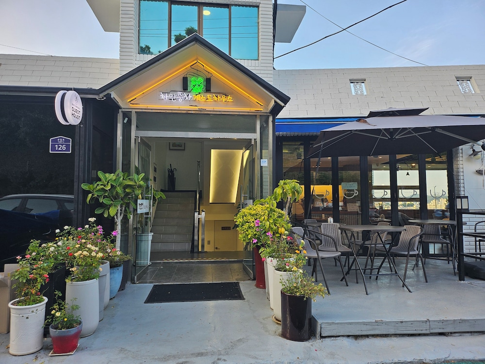 Mokpo White Windmill Guesthouse 2/43
