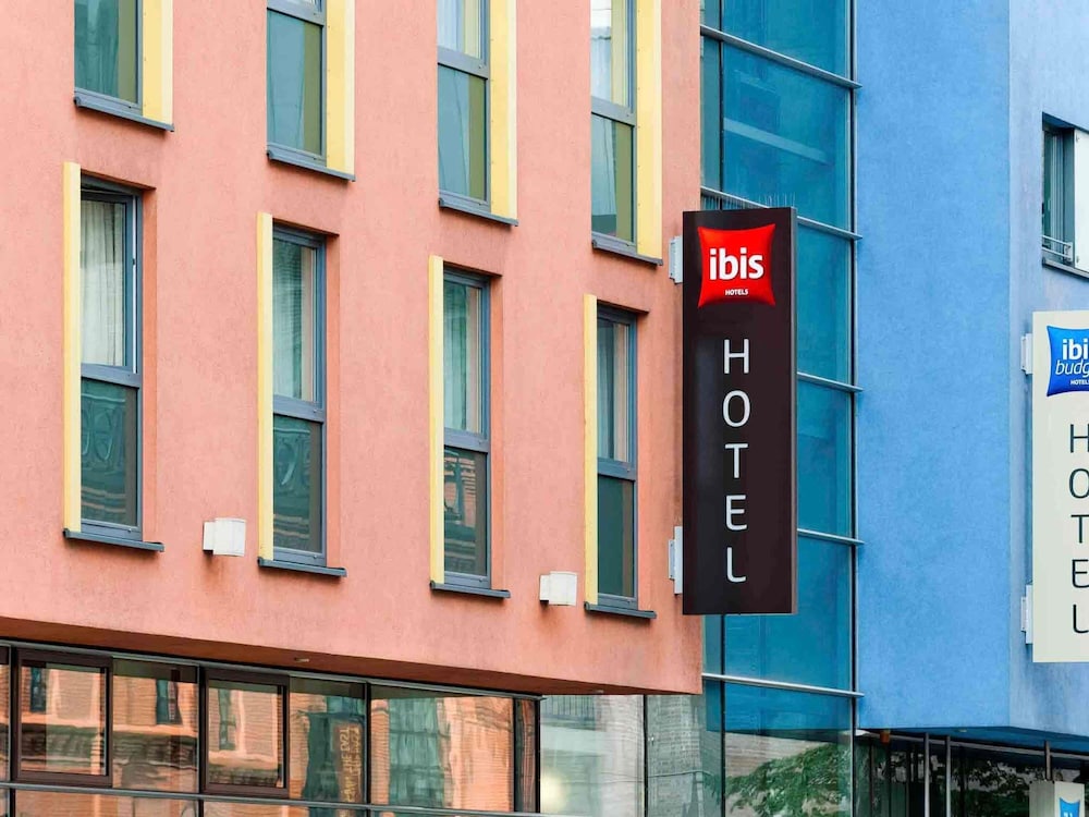 IBIS HAMBURG ST PAULI MESSE 1/50