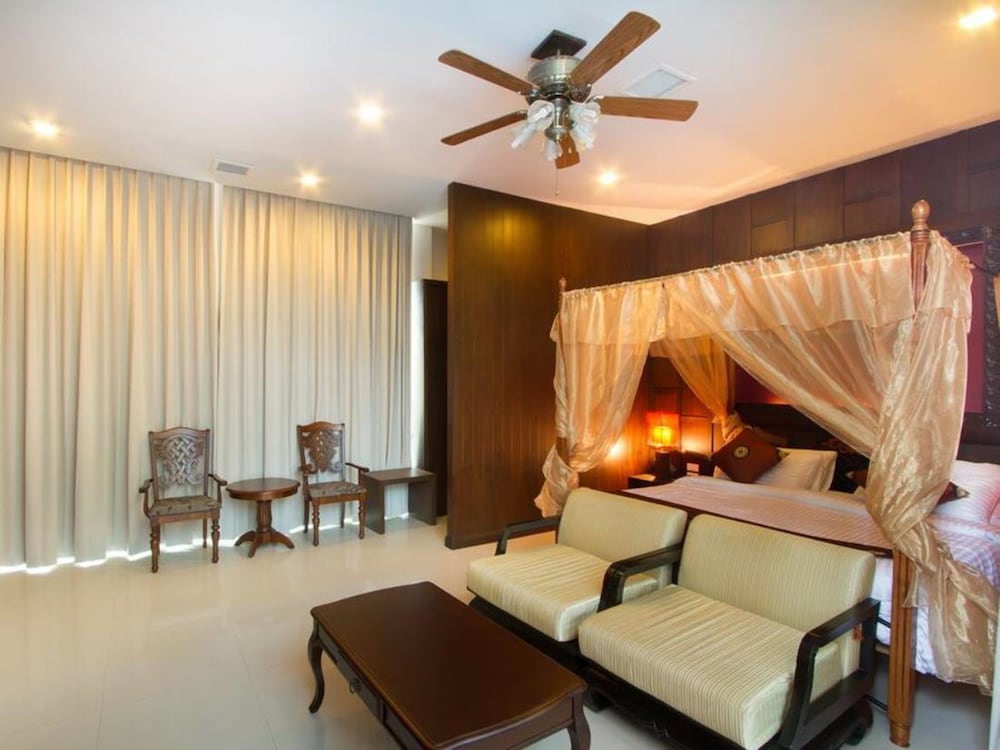 Royal Thai Pavilion Jomtien Boutique Resort 47/78