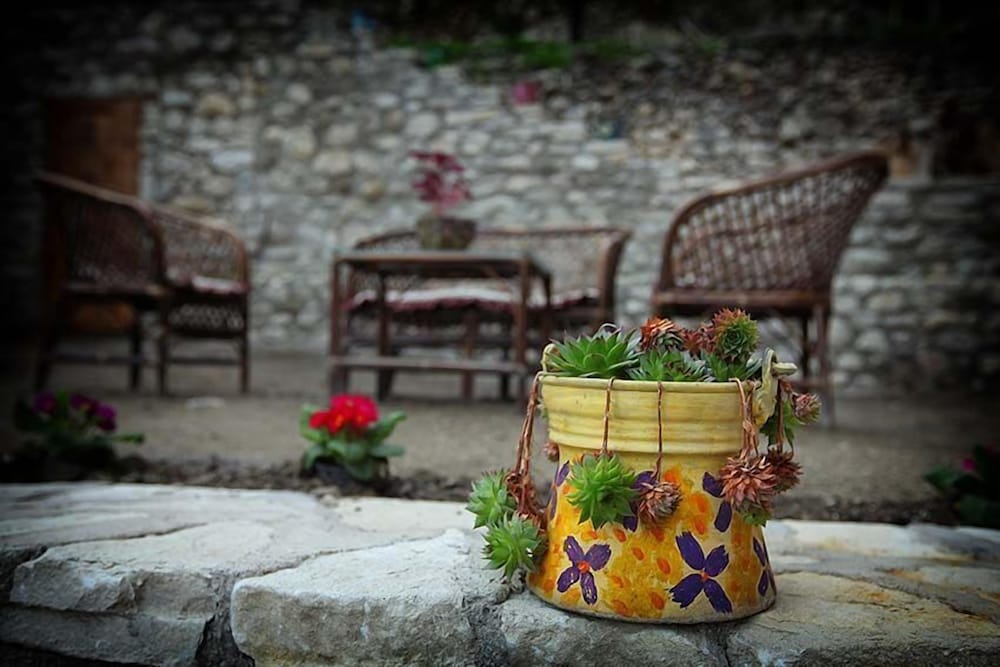 Dadibra Konak 19/50