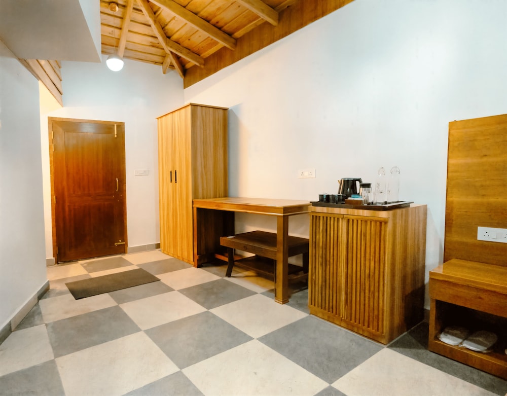 juSTa Lake View Residences, Nainital 8/35