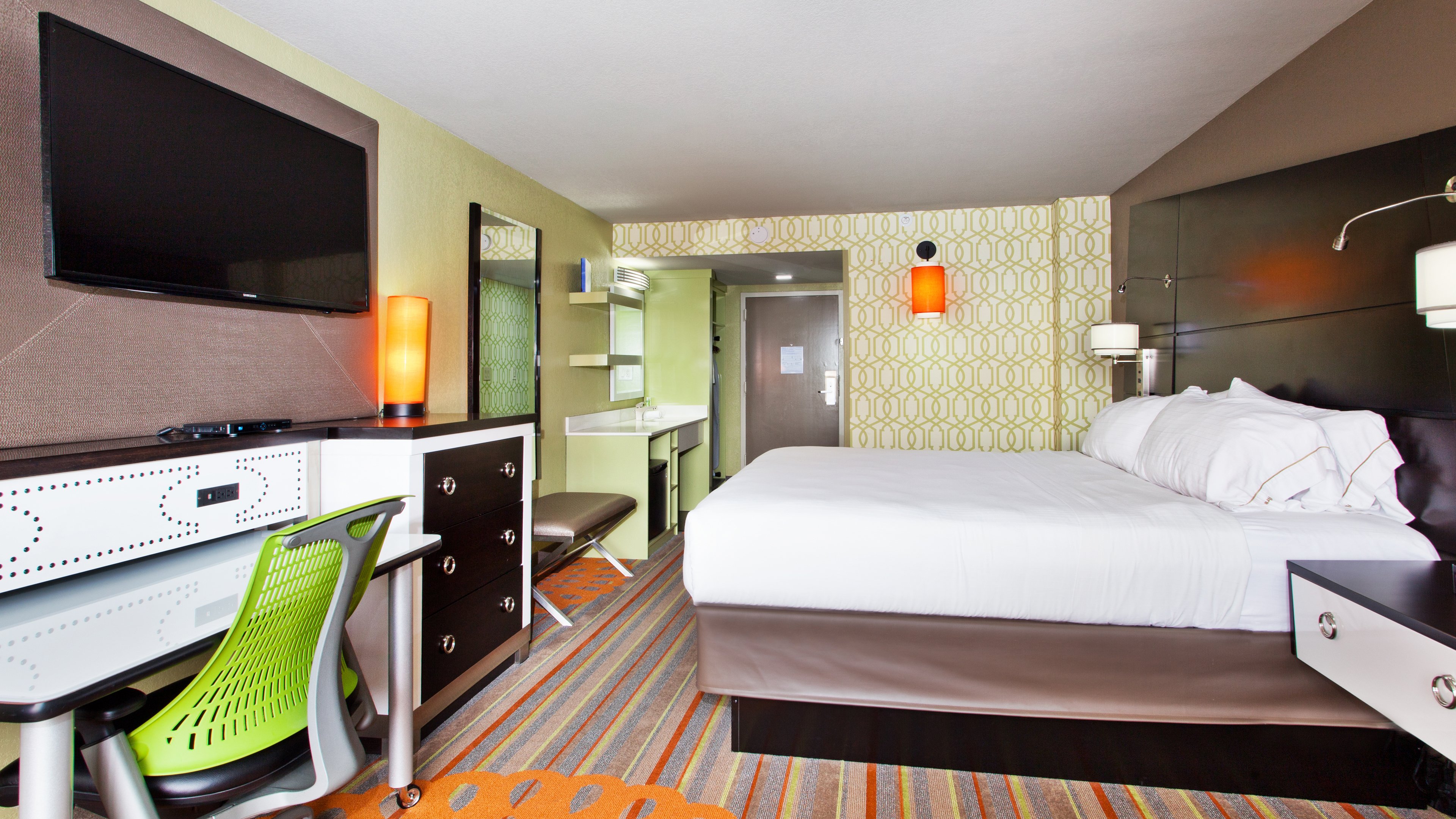 Holiday Inn Express Atlanta Galleria Ballpark Areaa 9/46