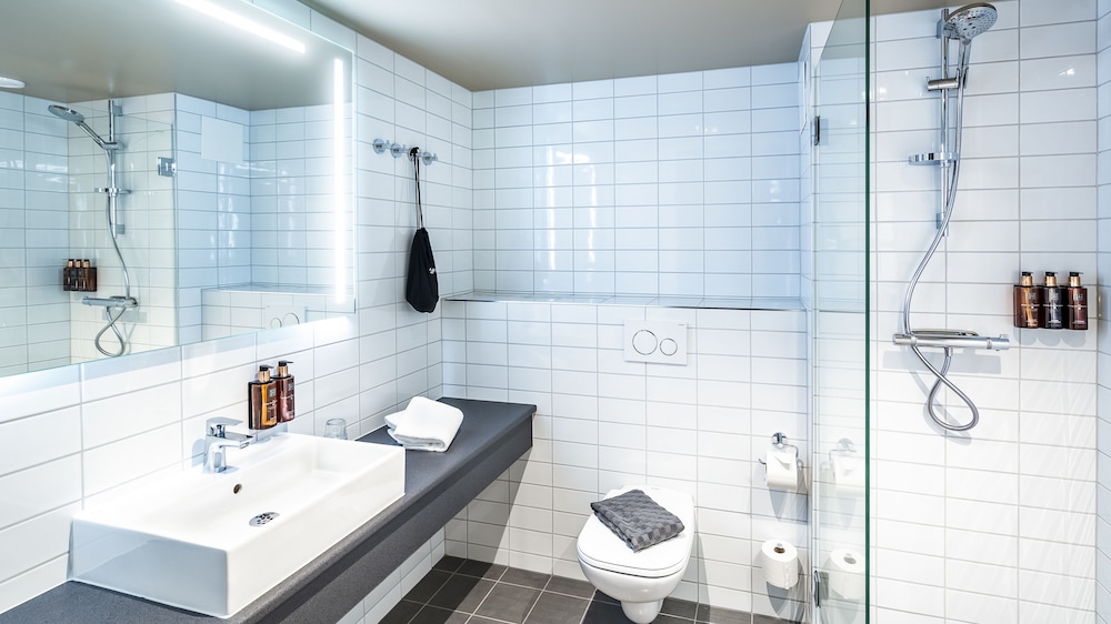 Home Hotel Fregatten 11/50