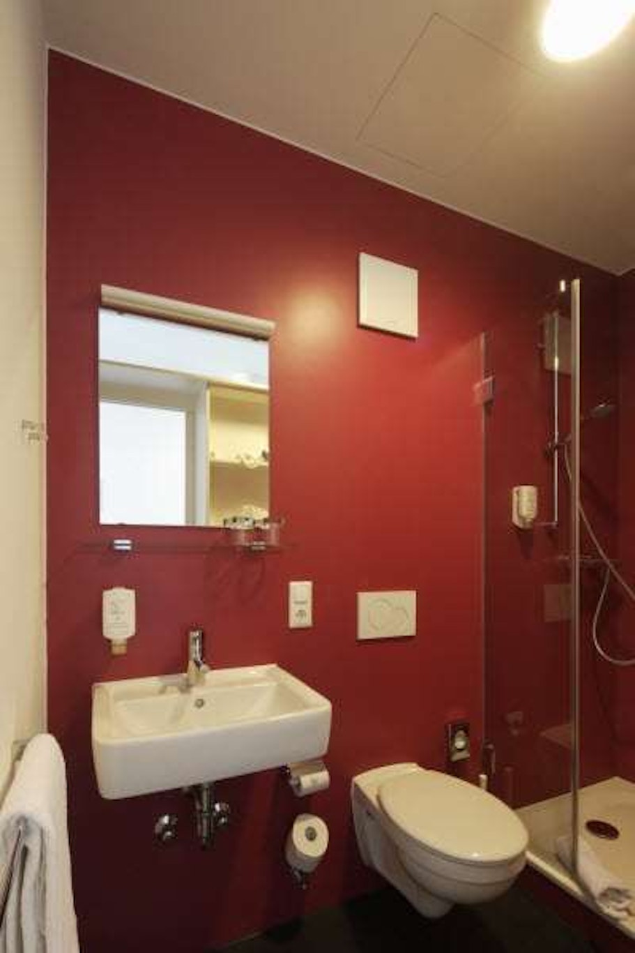 MK HOTEL STUTTGART 15/16