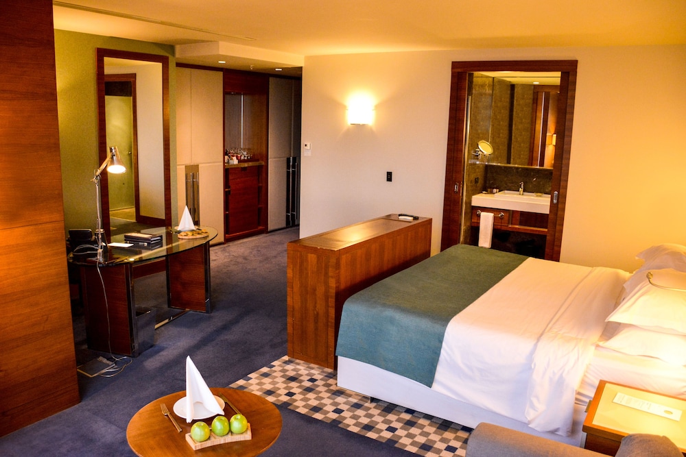 Sheraton Istanbul Atakoy Hotel 21/77
