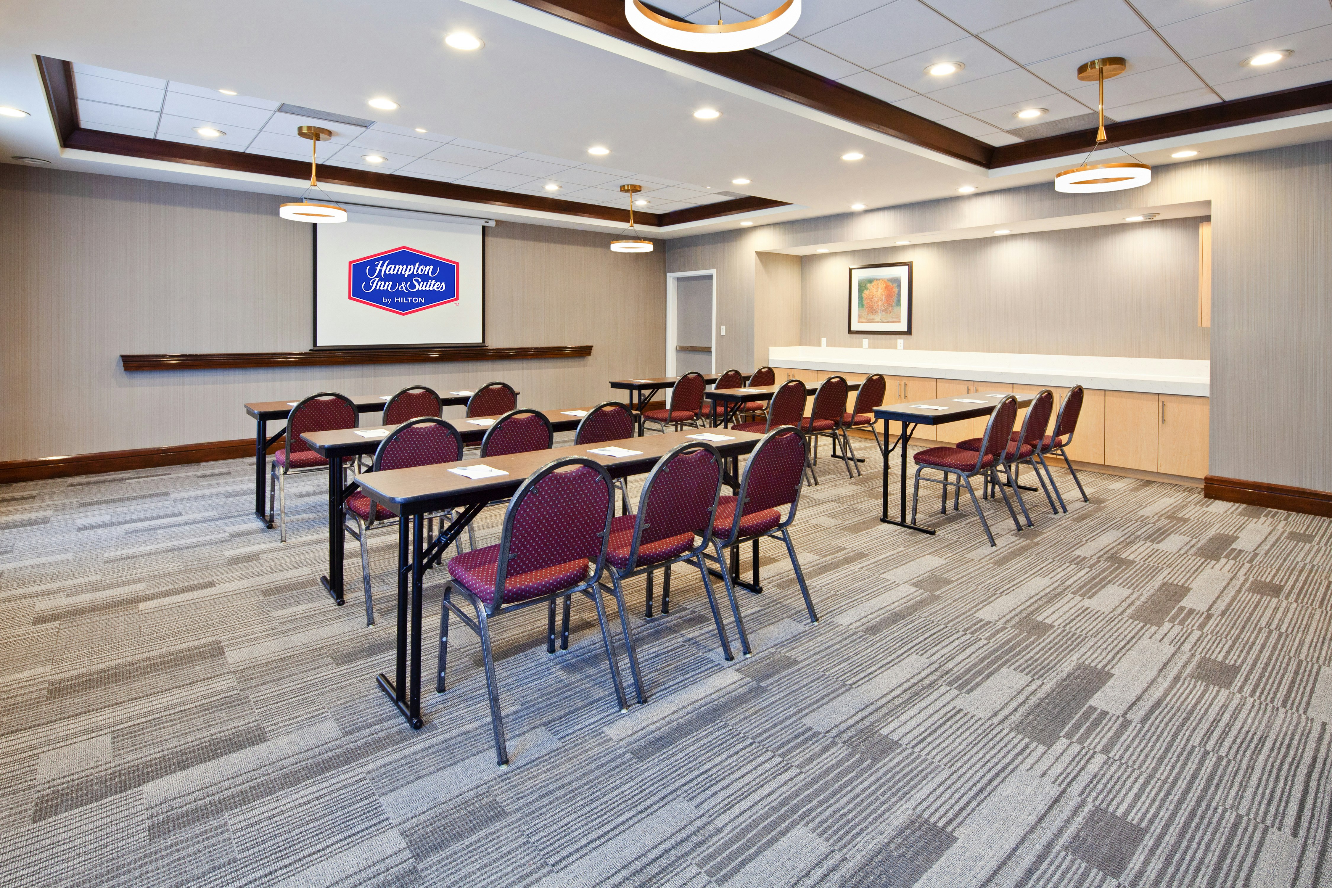 Hampton Inn & Suites Chino Hills 29/34