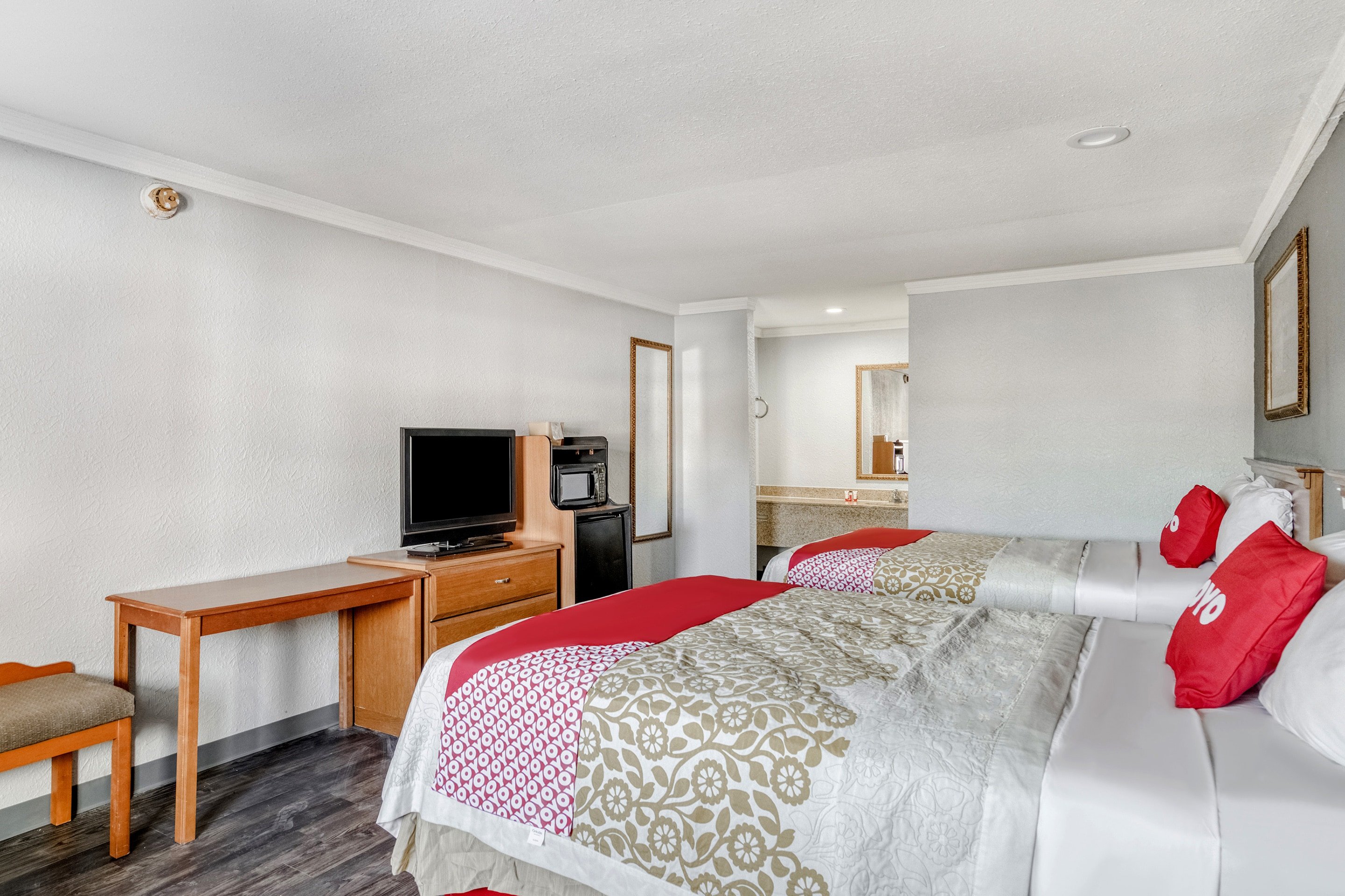 Hotel Pineville LA Hwy 165 27/49