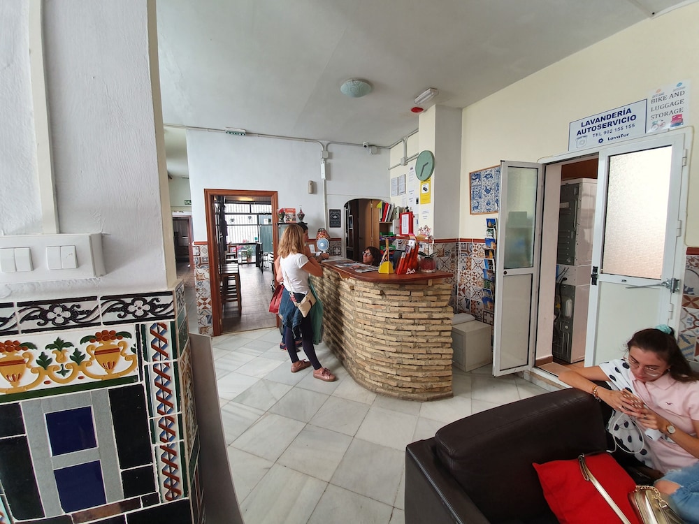 Sevilla Dream Hostel 3/37