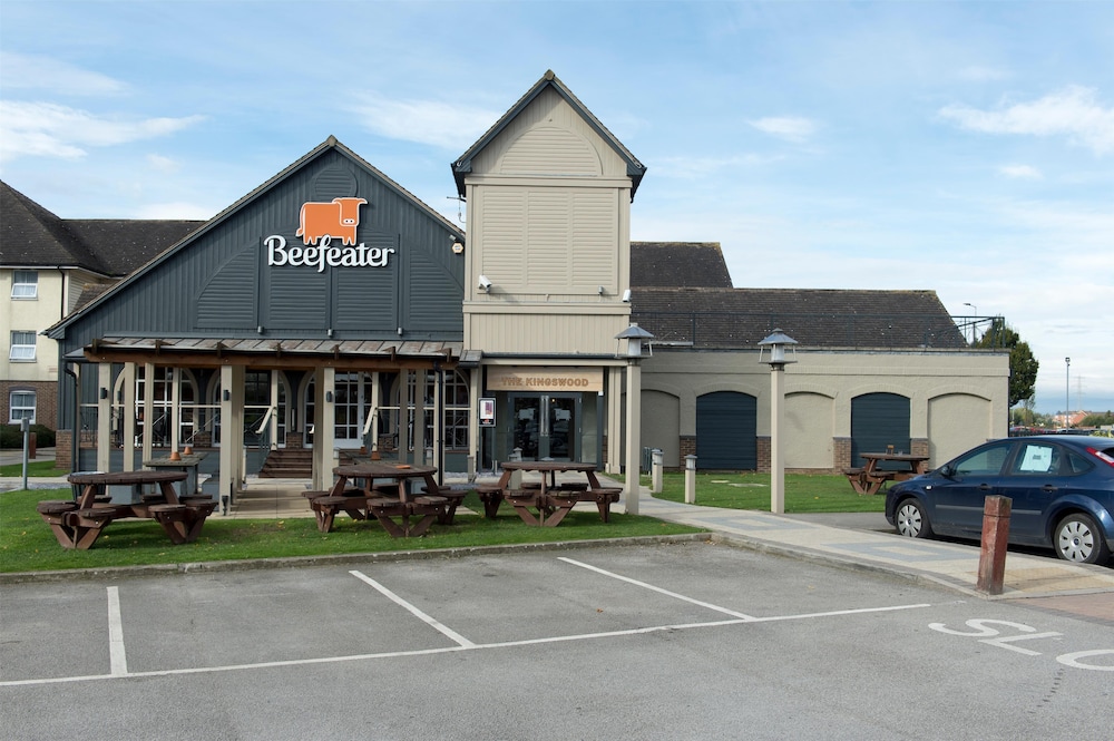 Premier Inn Hull North 51/57