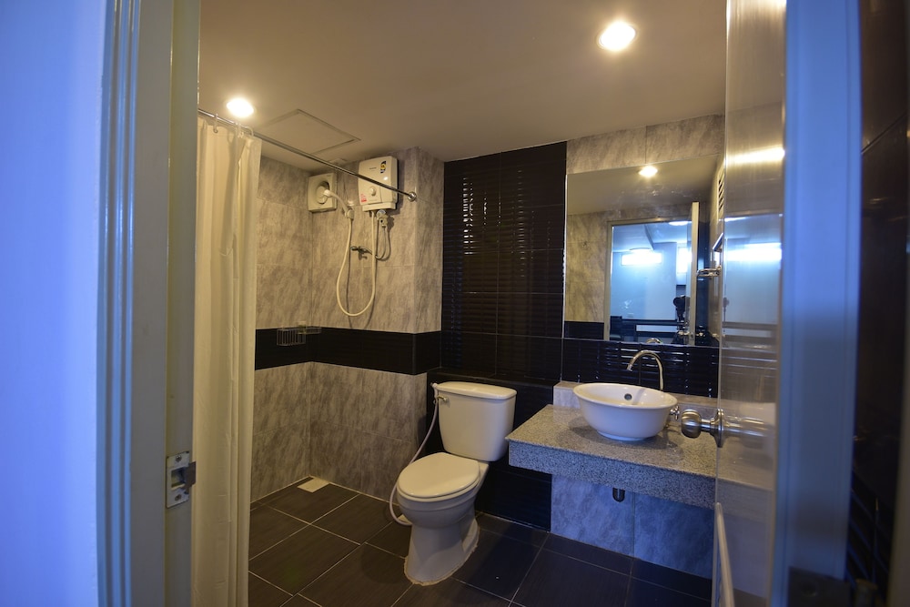 Loft Salaya 20/21