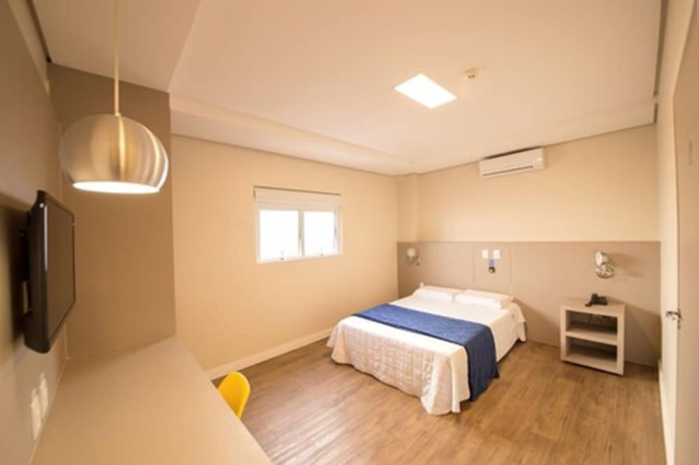 Hiber Hotel 25/59