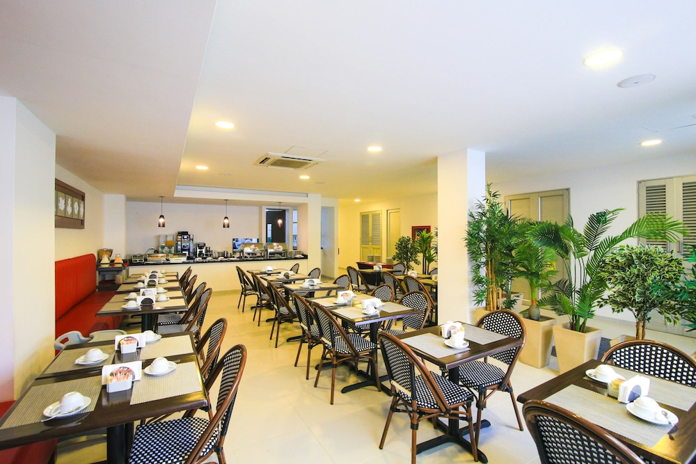Portobelo Plaza de las Americas 53/66