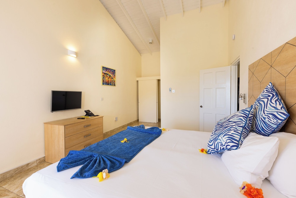 Siesta Hotel 33/75