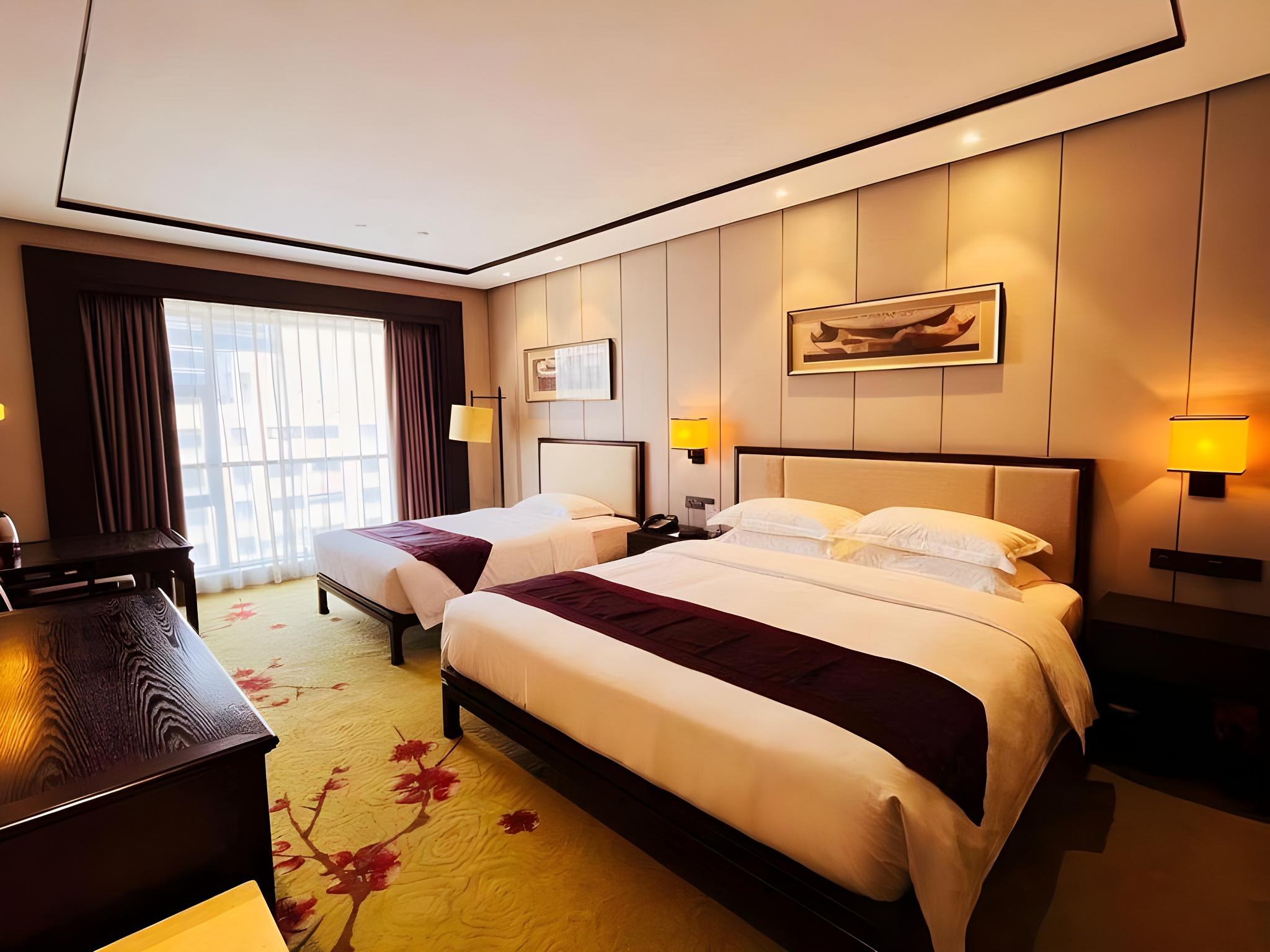 Elegant, 2 Beds